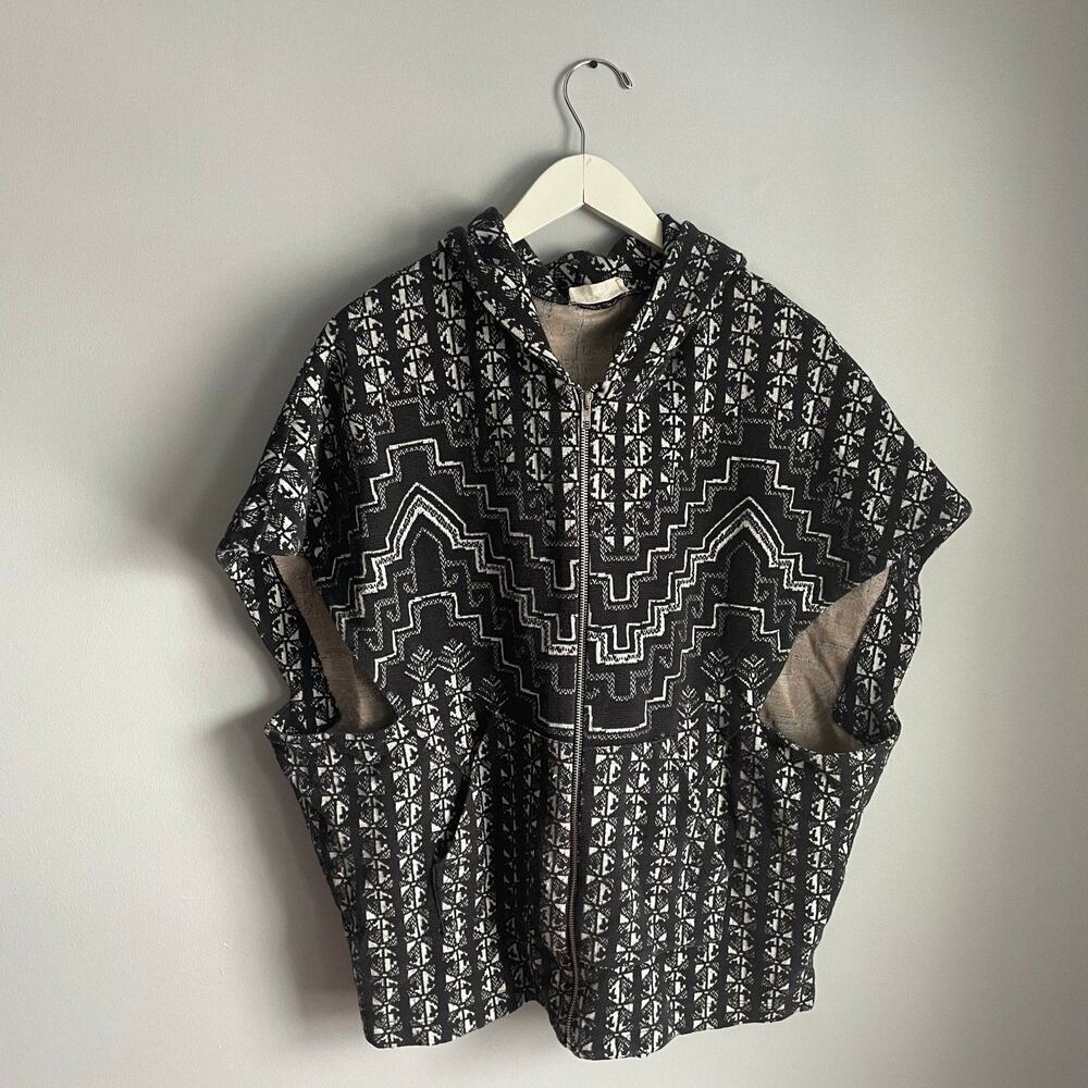 Mara Hoffman Active Black White Geometric Poncho Zip Up Boho Hippe 70s XS/S